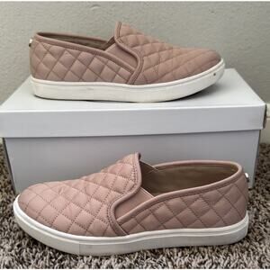 Steve Madden Blush Quilted Slip On Loafers Tennies Shoes Woman’s Size 7 Ecntrcqt